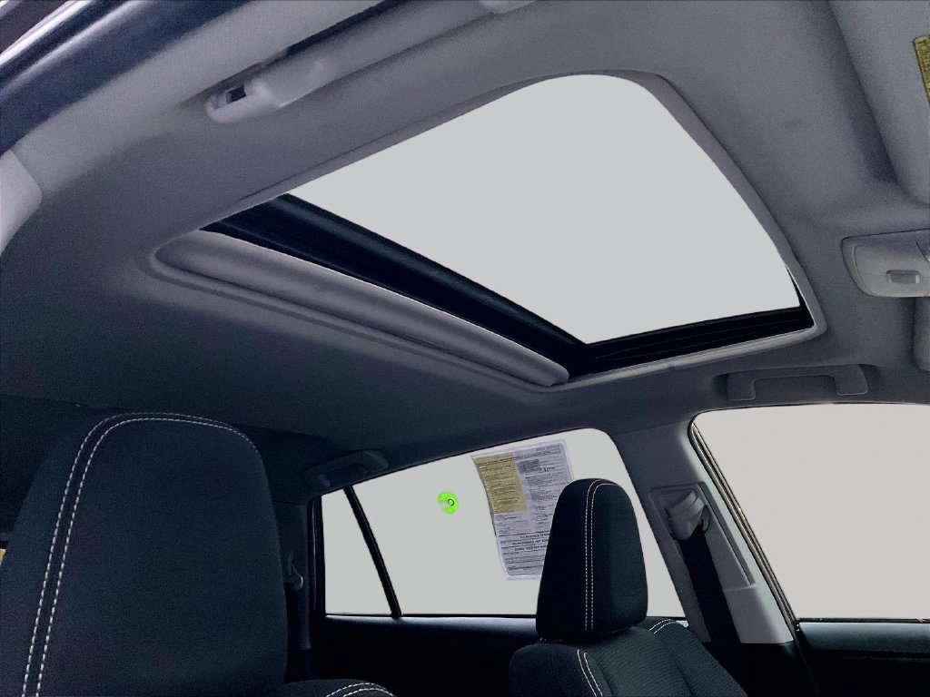 Used 2018 Black Currant Toyota XLE image 20