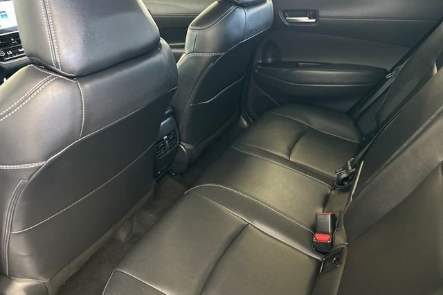 Used 2025  Toyota XLE image 14