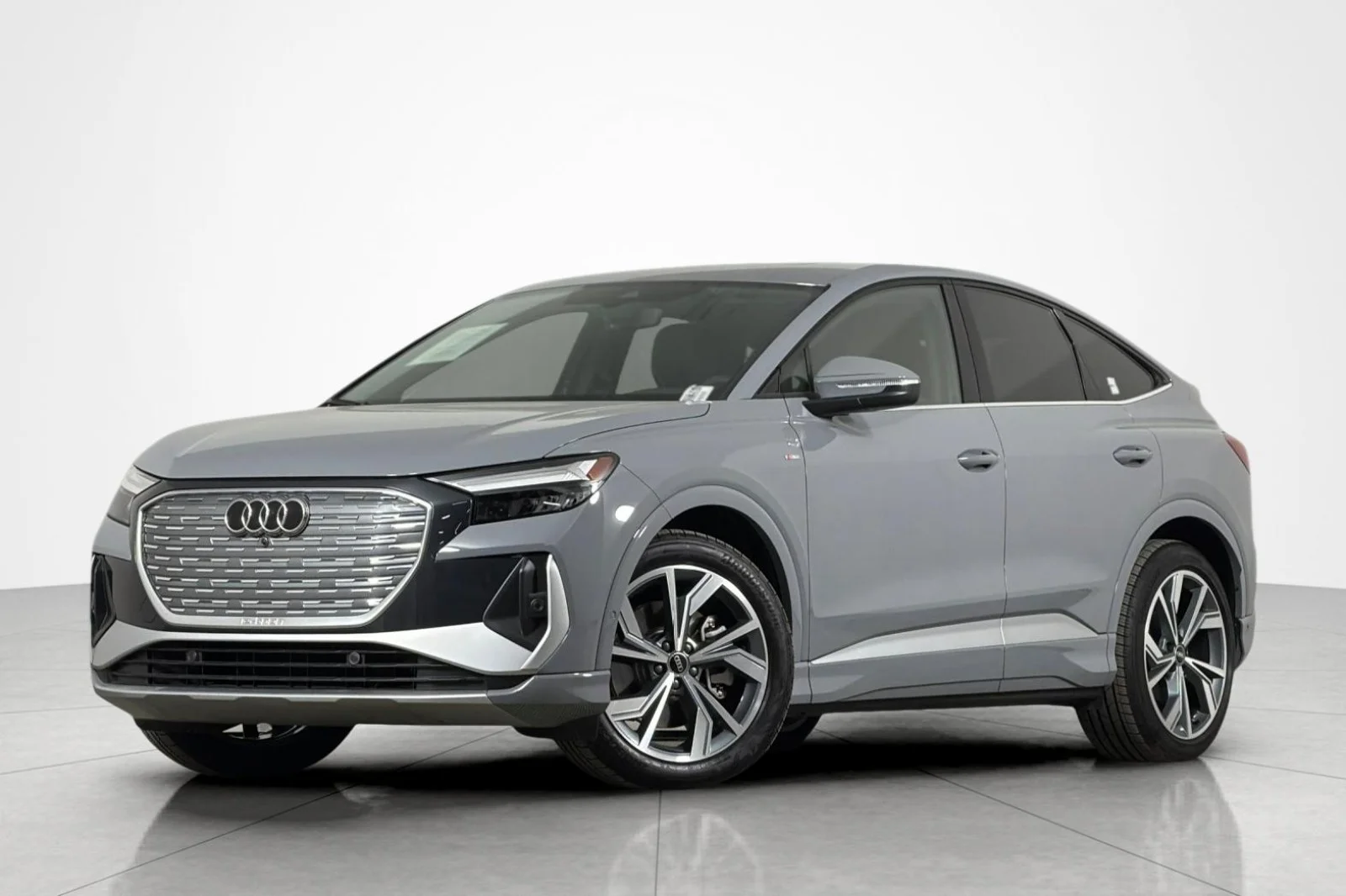 Used 2024 Pebble Gray Audi Premium Plus 55 quattro image 1