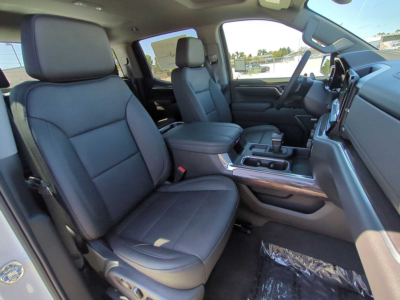 2026 Chevrolet Silverado 1500 LTZ - Photo 27