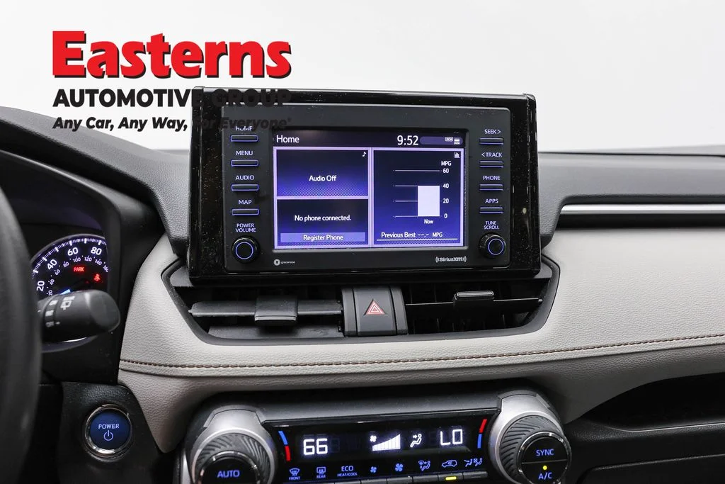 Used 2022 White Toyota XLE image 12