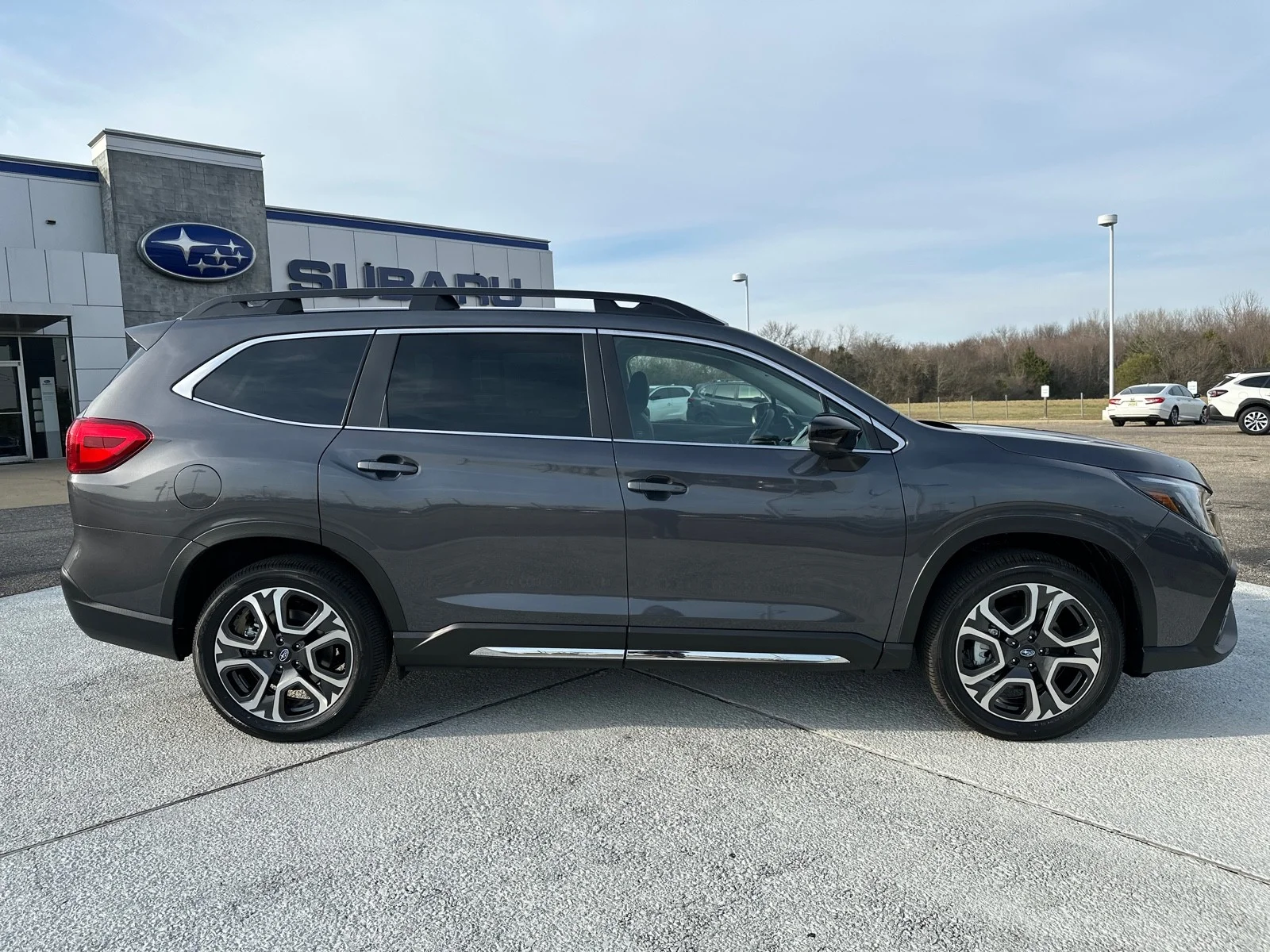 2026 Subaru Ascent Limited - Photo 8