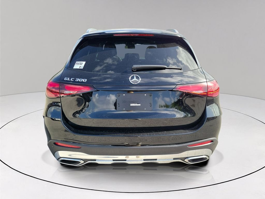 New 2026 Black Mercedes-Benz GLC 300 image 5