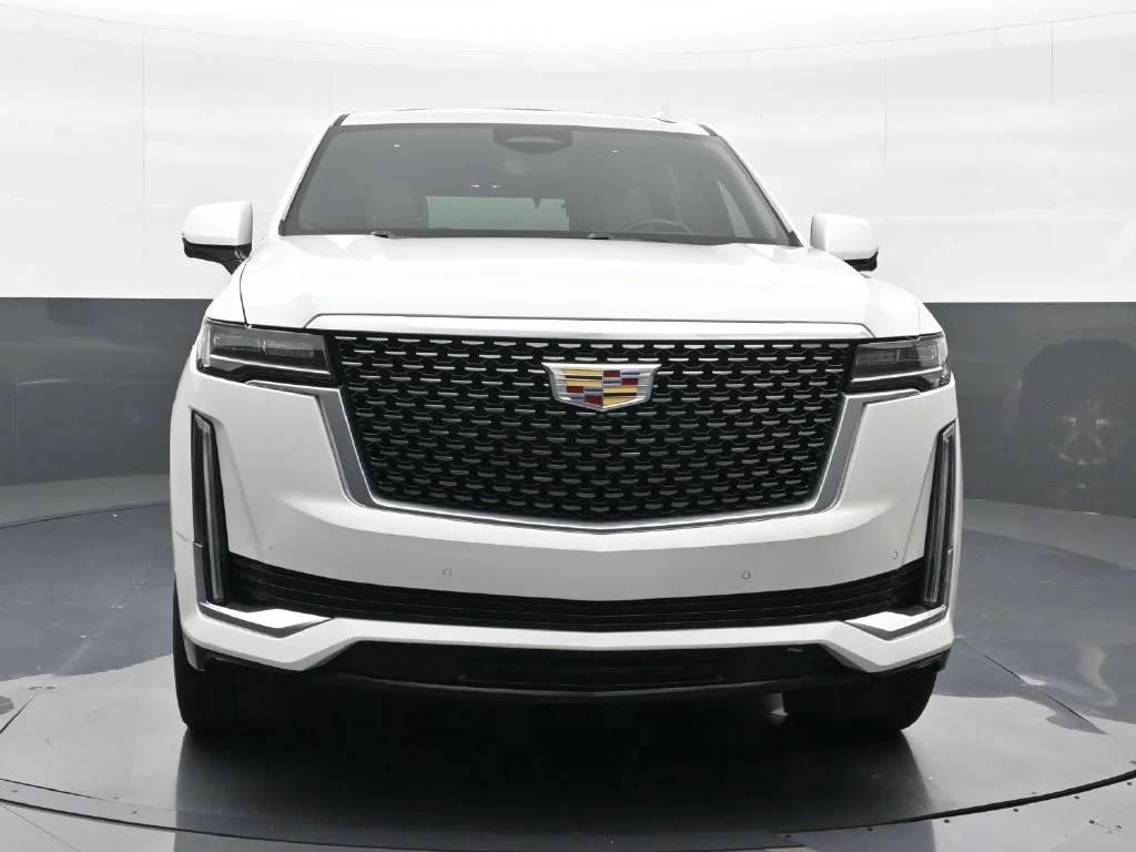 Used 2023 White Cadillac Premium Luxury image 6