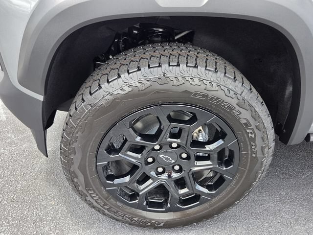 New 2026 Sterling Gray Metallic Chevrolet Trail Boss image 5