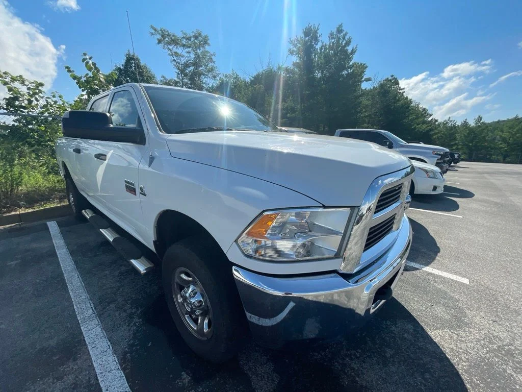 Used 2012 White Ram ST image 8