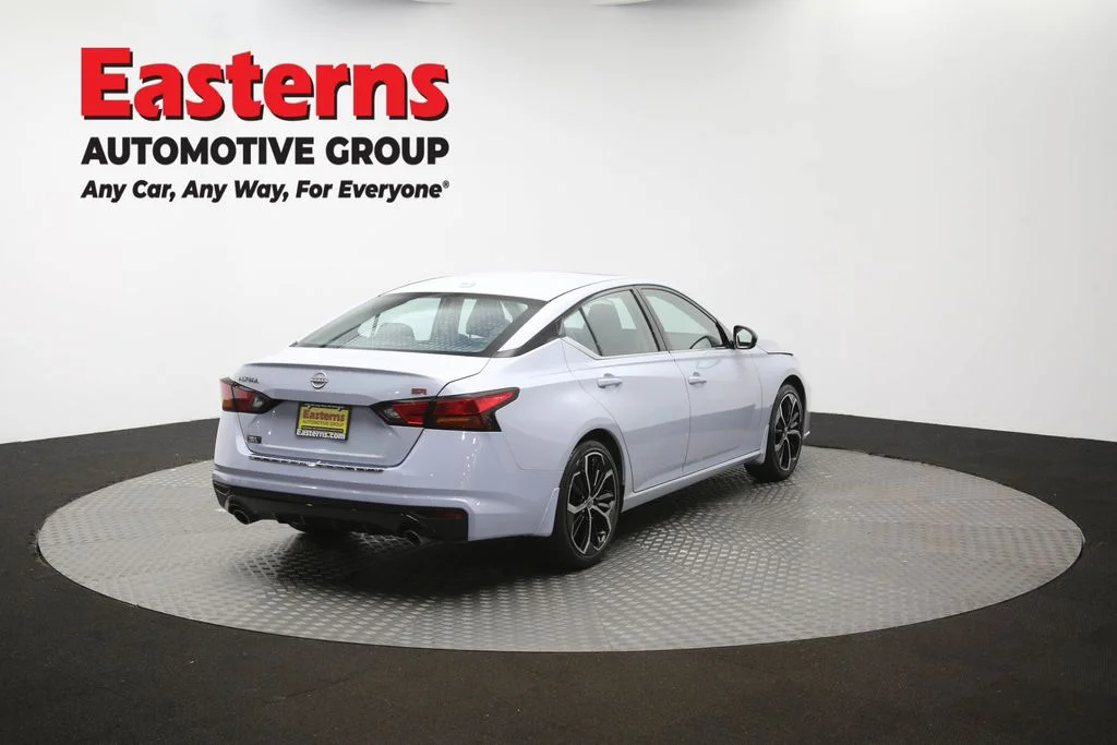 Used 2023 Gray Nissan 2.5 SR image 41