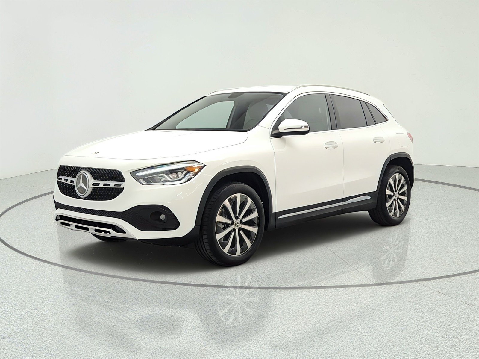 Certified Used 2023 Polar White Mercedes-Benz GLA 250 4MATIC® SUV image 1