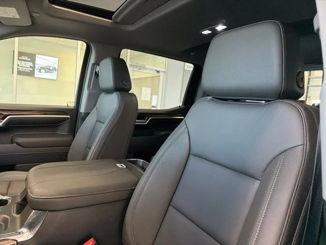 New 2026 Summit White GMC Elevation image 18