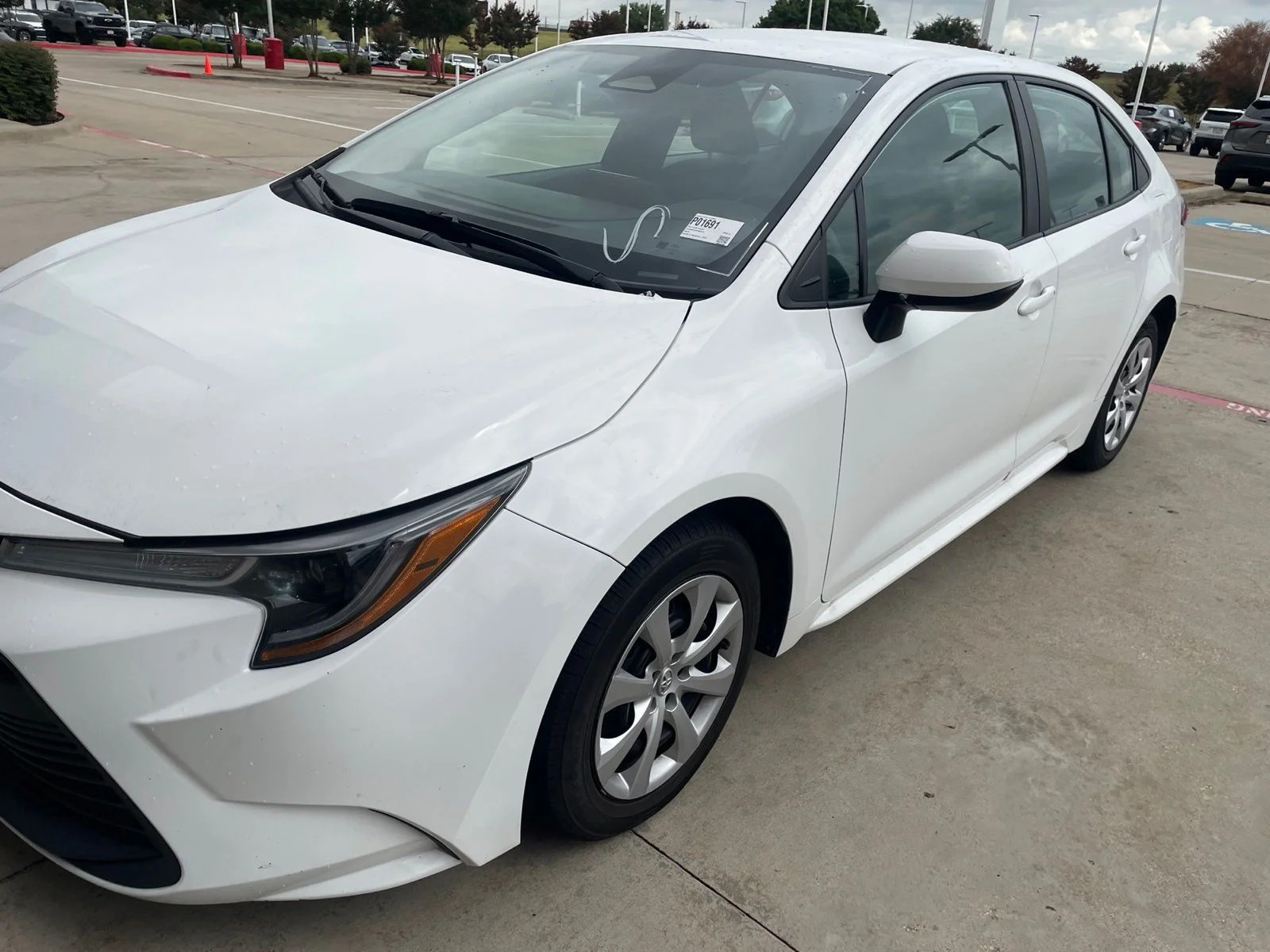 Used 2024 White Toyota LE image 26