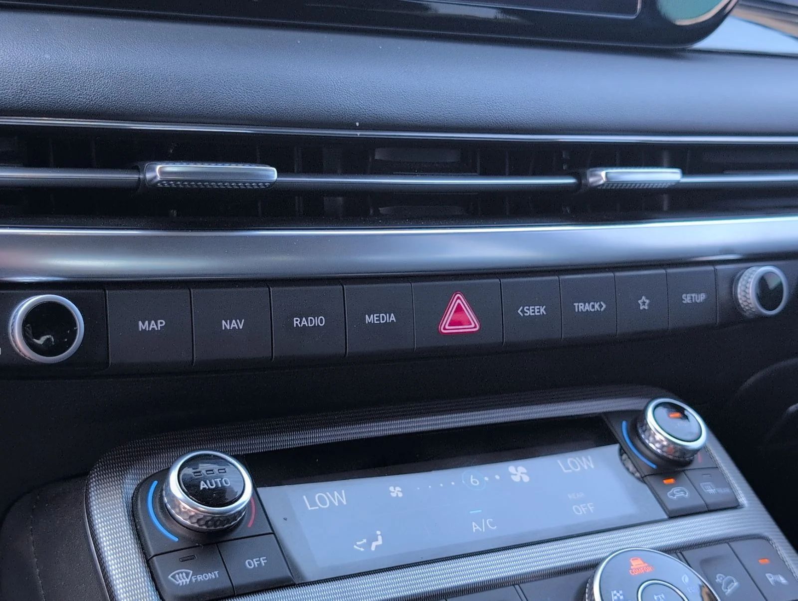 Used 2023 Gray Hyundai Calligraphy image 20