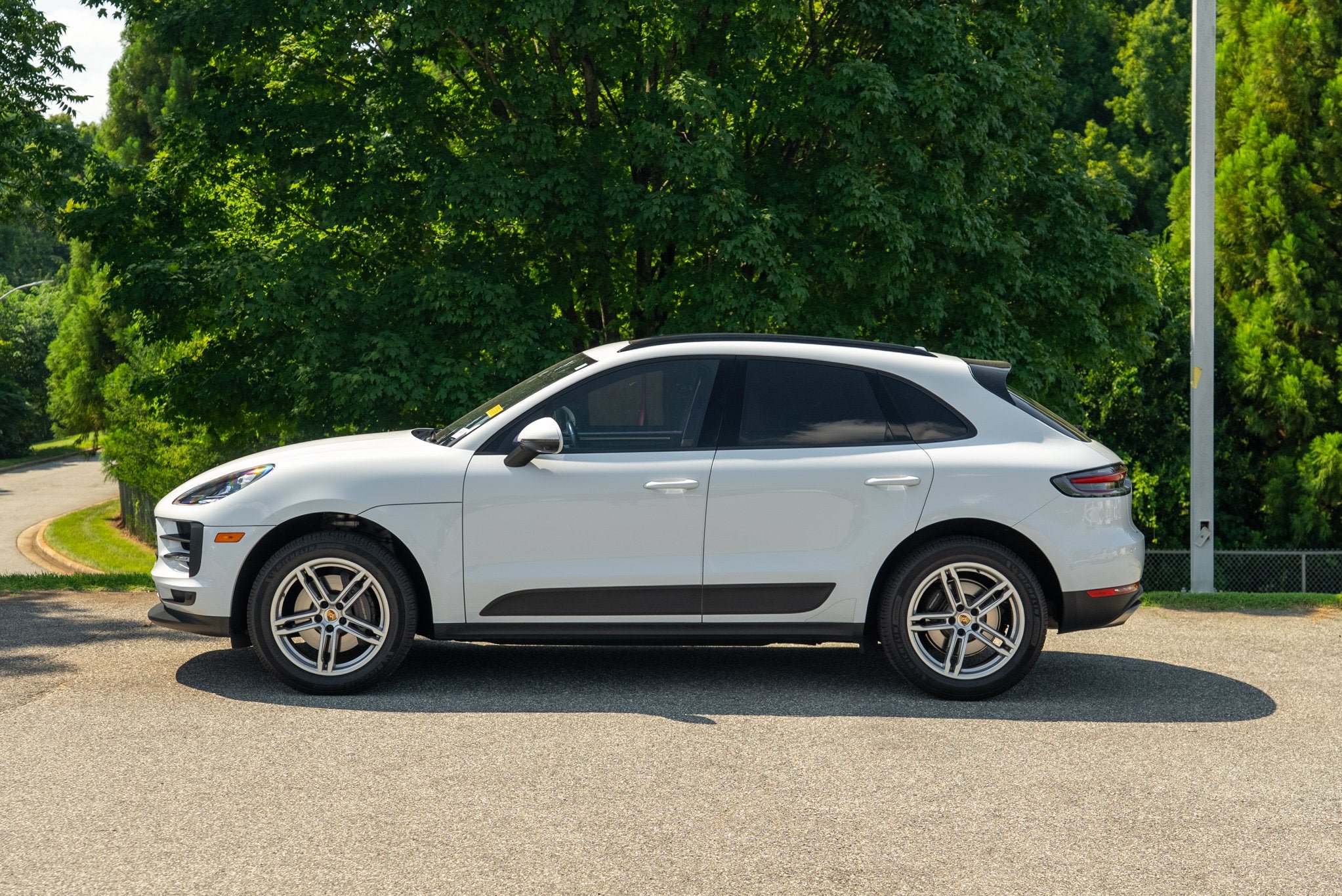 Used 2021 White Porsche  image 3