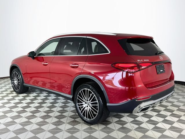 New 2026 MANUFAKTUR Patagonia Red Metallic Mercedes-Benz GLC 300 image 36