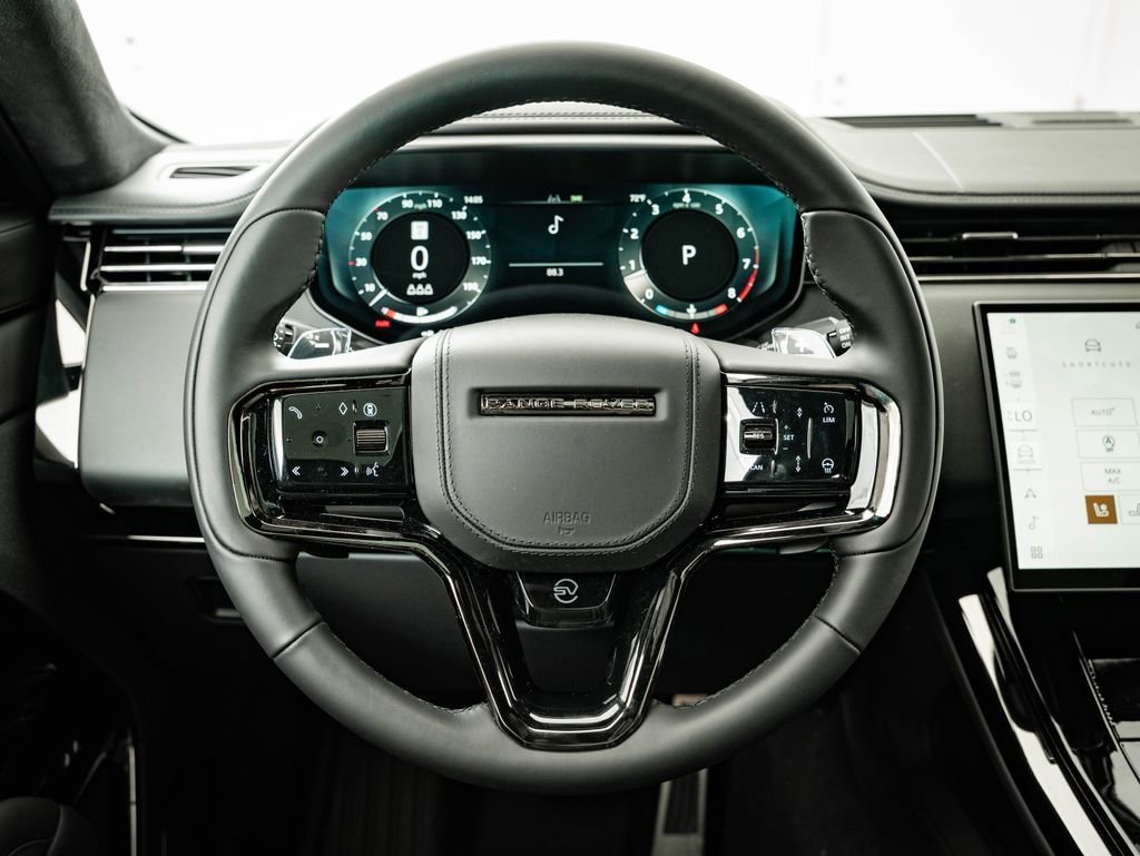 New 2026 Ethereal Frost Satin LAND ROVER  image 38