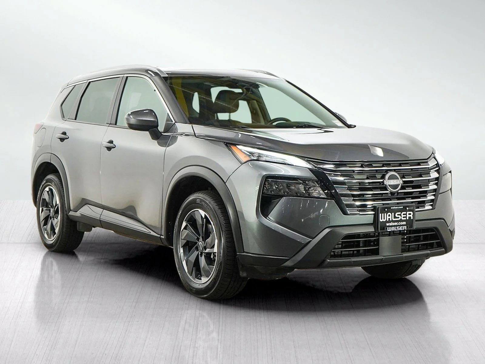 Used 2024 Gun Metallic Nissan SV image 7