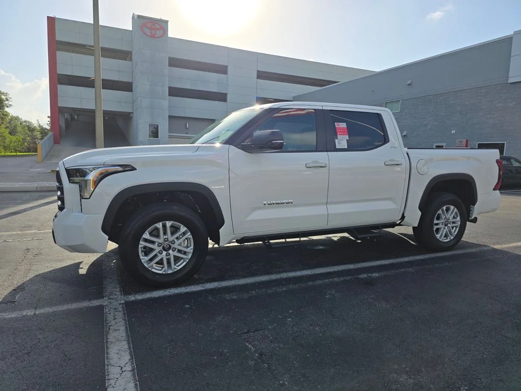 New 2026 Ice Cap Toyota  SR5 image 3