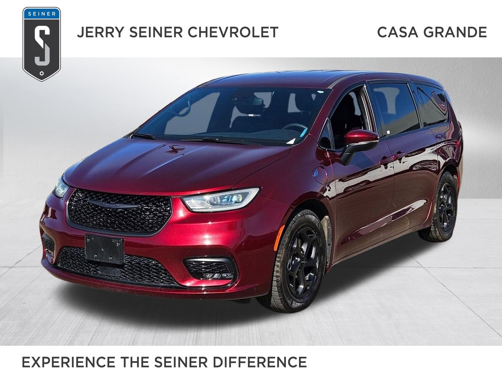 2023 Chrysler Pacifica Hybrid Touring L Hybrid's photo