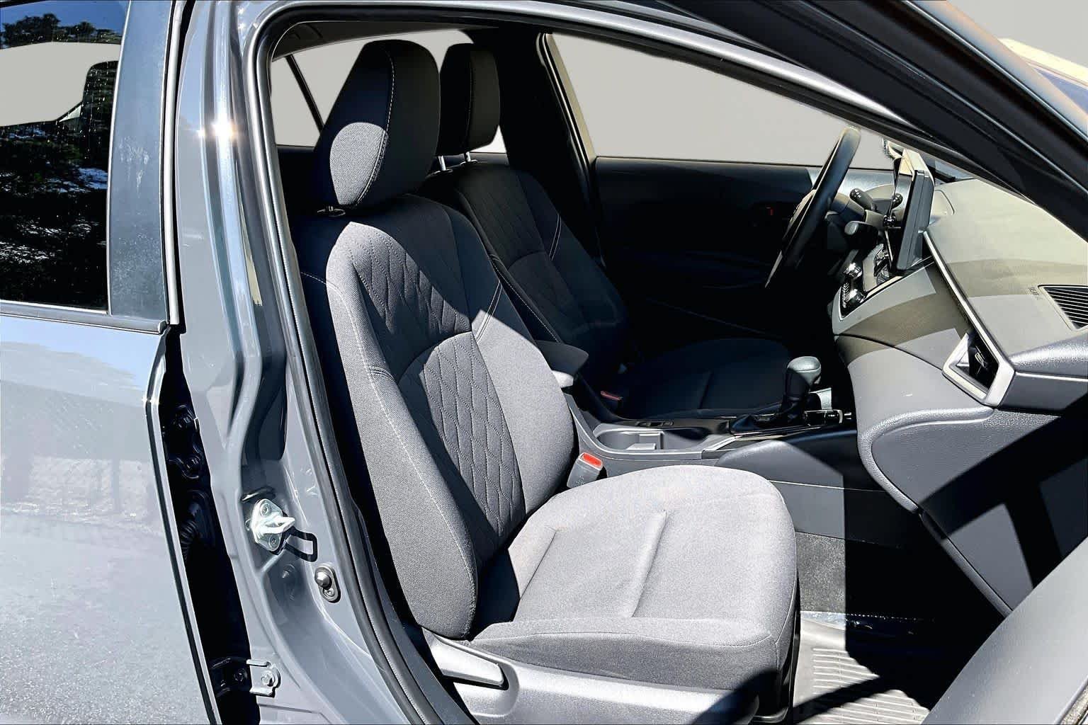 Used 2023 Underground Toyota LE image 9