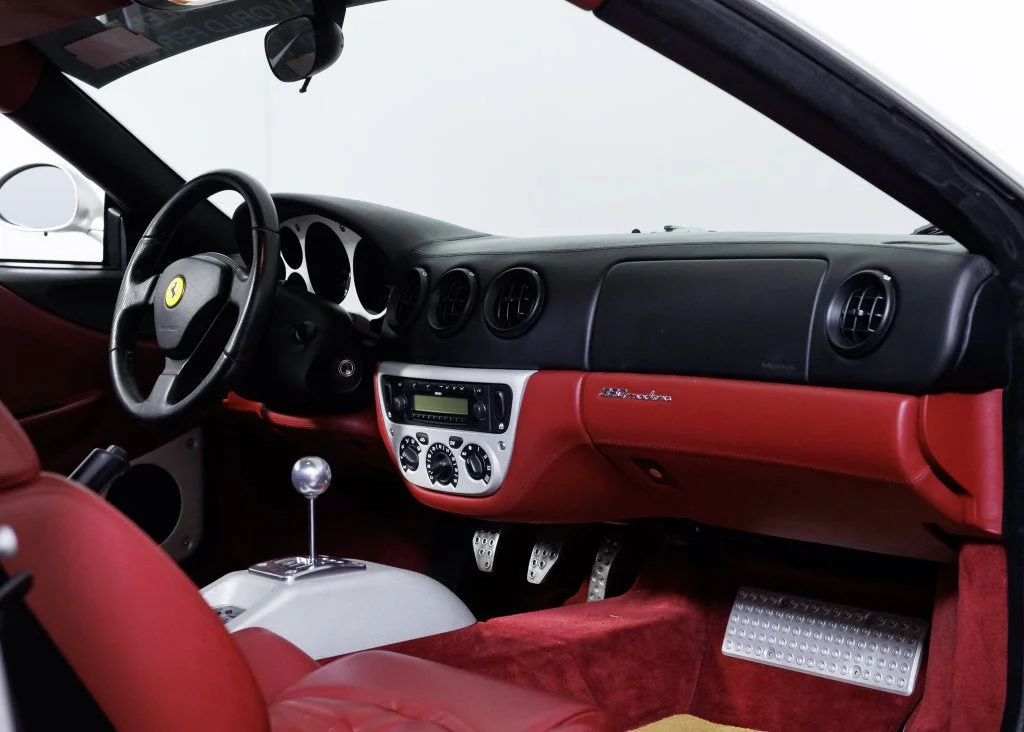 Used 2000 Argento Nurburgring Ferrari Berlinetta OEM Manual image 16