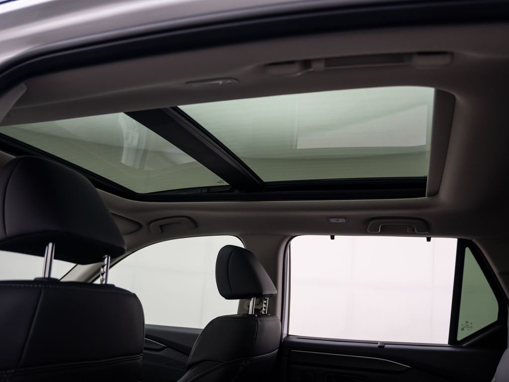 New 2026 Platinum White Pearl Honda Touring image 19