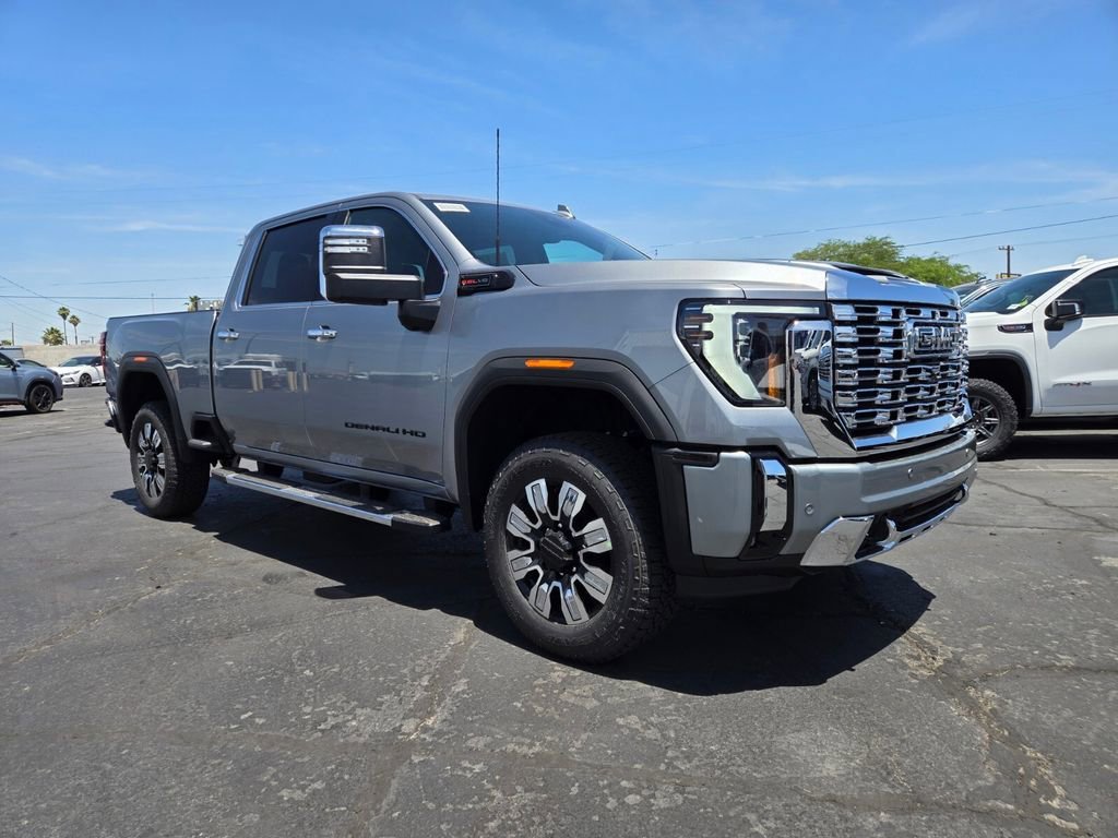 2026 GMC Sierra 4WD Crew Cab Standard Box Denali's photo