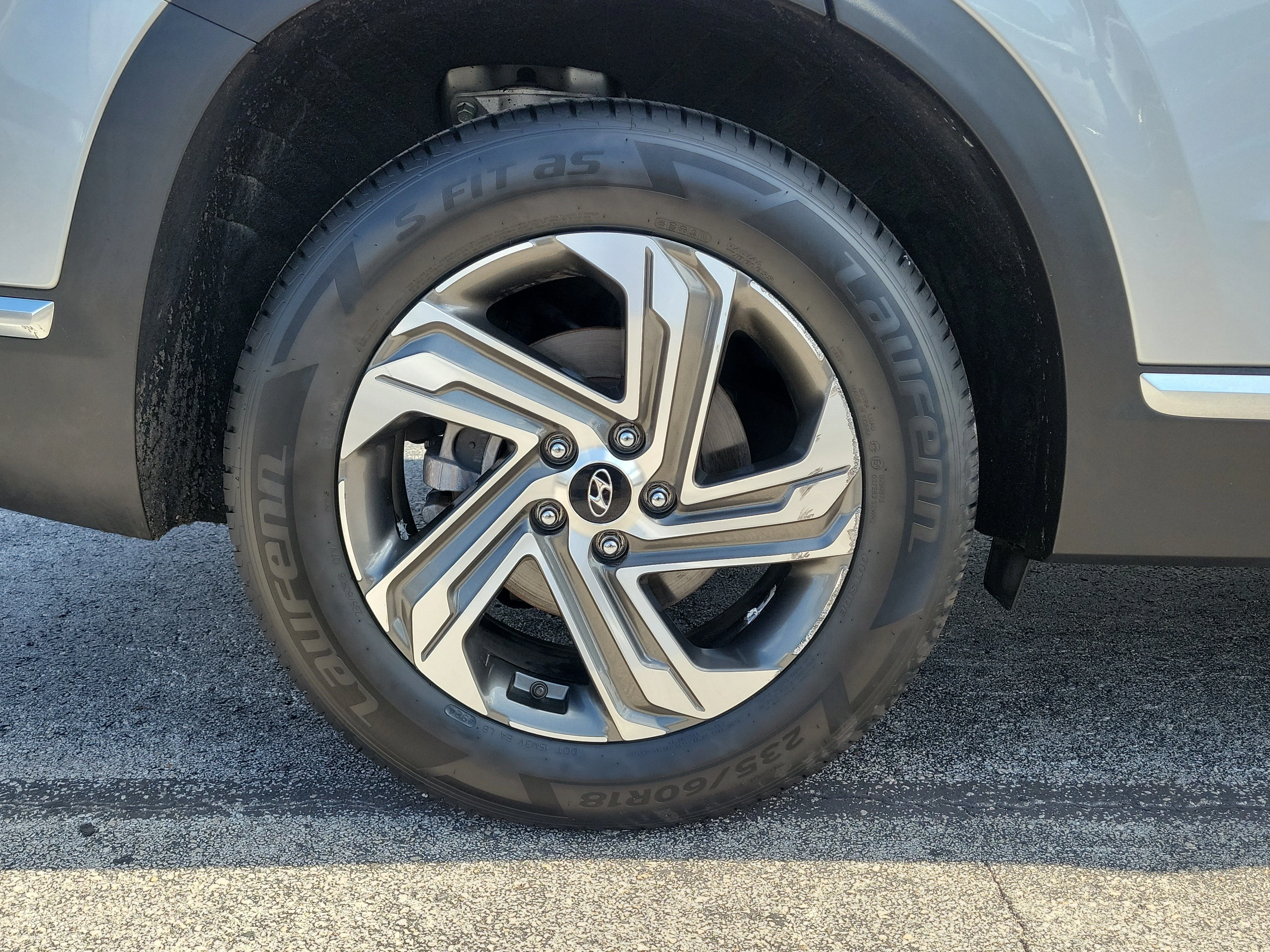 Used 2021 Shimmering Silver Hyundai SEL image 9