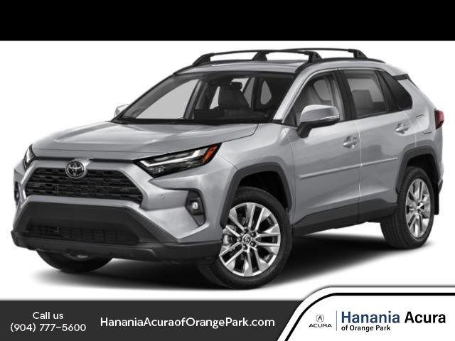 Used 2024  Toyota XLE image 1