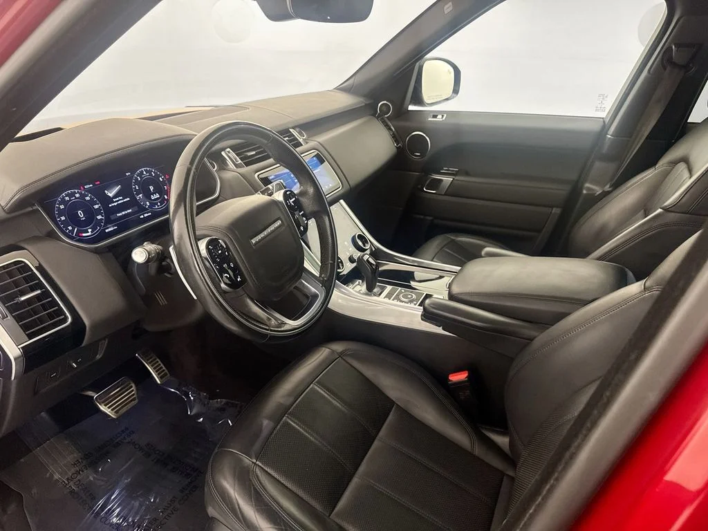 Used 2021 Red Land Rover HSE Silver Edition image 9
