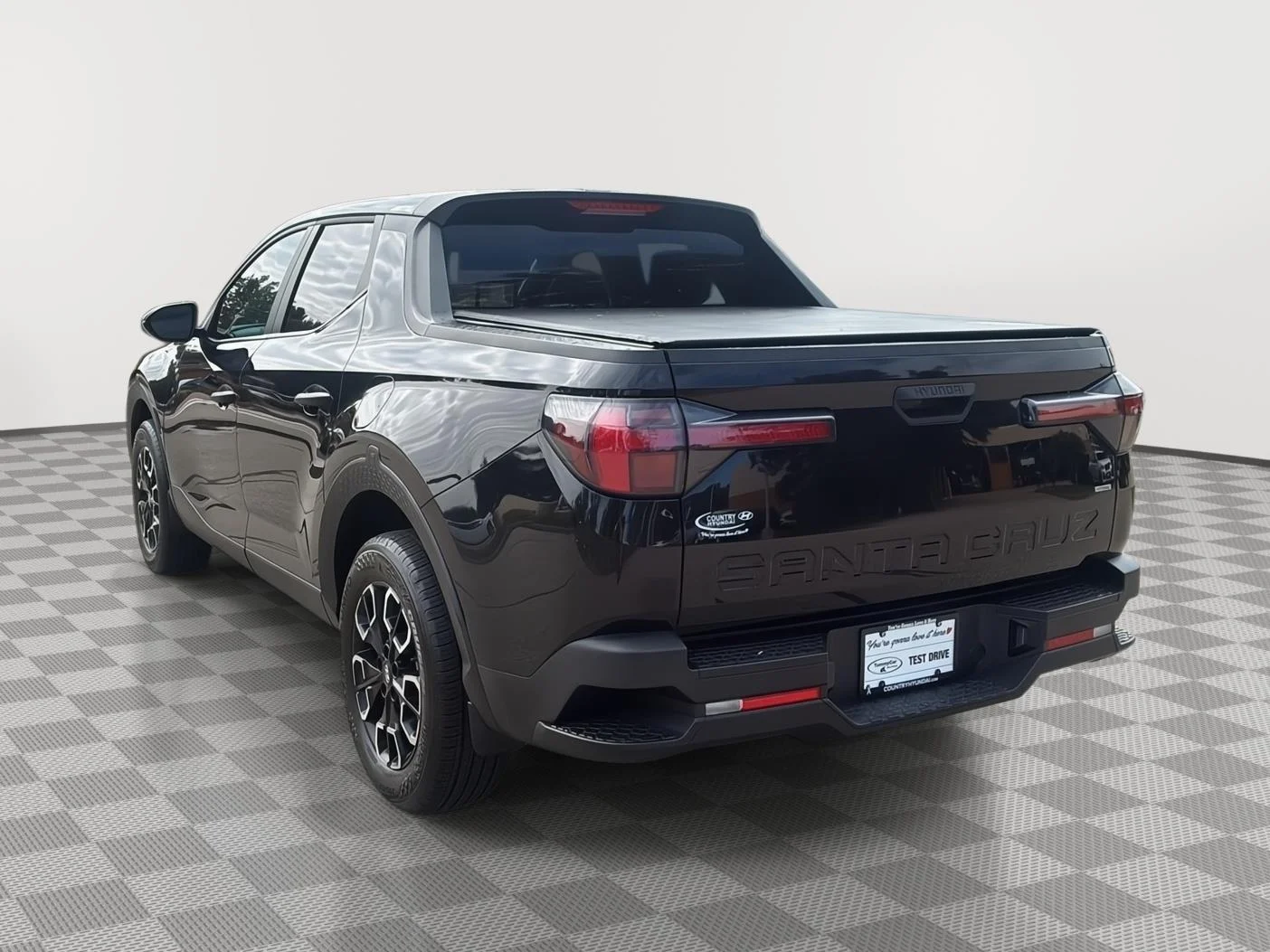 Used 2022 Phantom Black Hyundai SEL image 7