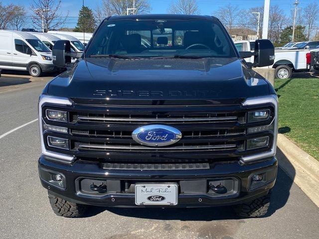 New 2026 Black Ford Platinum image 2