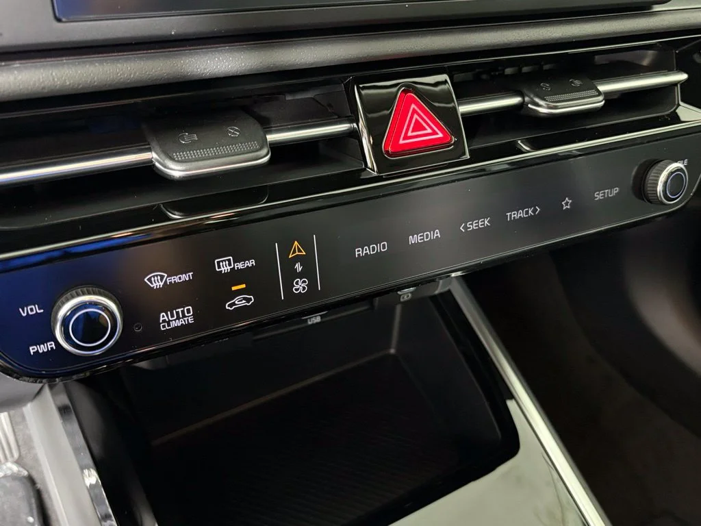 New 2026 Gray Kia LX image 27