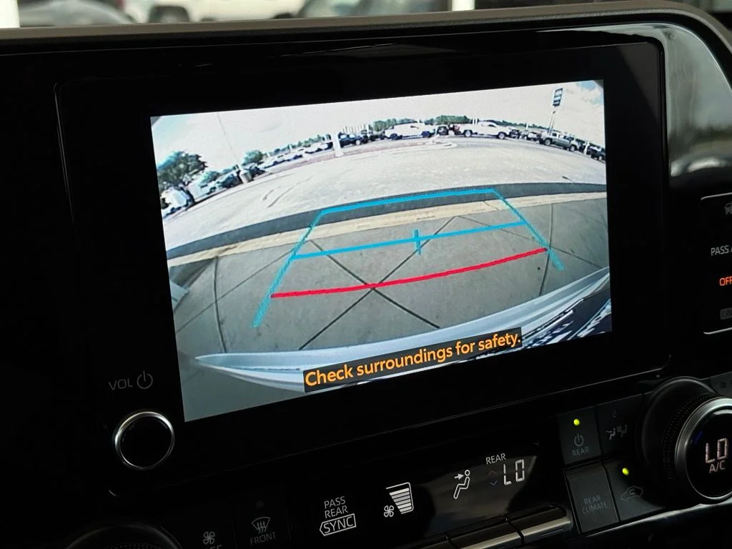 Used 2024 Silver Toyota XLE image 5