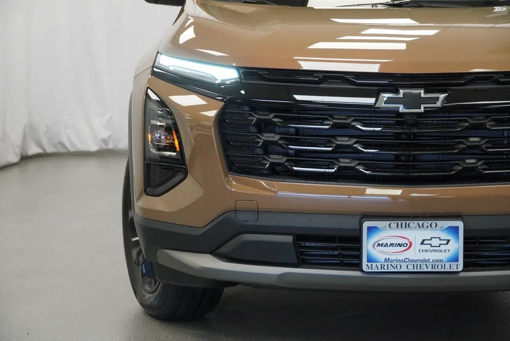 2027 Chevrolet Equinox LT - Photo 32