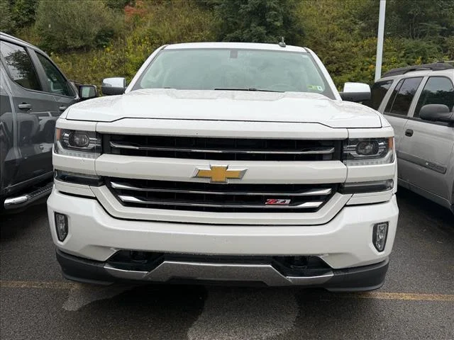 Used 2017 Iridescent Pearl Tricoat Chevrolet LTZ image 2
