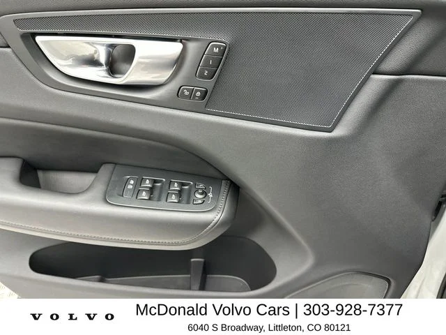 Certified Used 2025  Volvo B5 Plus image 13