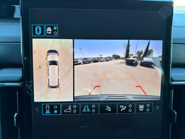 2026 GMC Yukon XL Denali - Photo 13