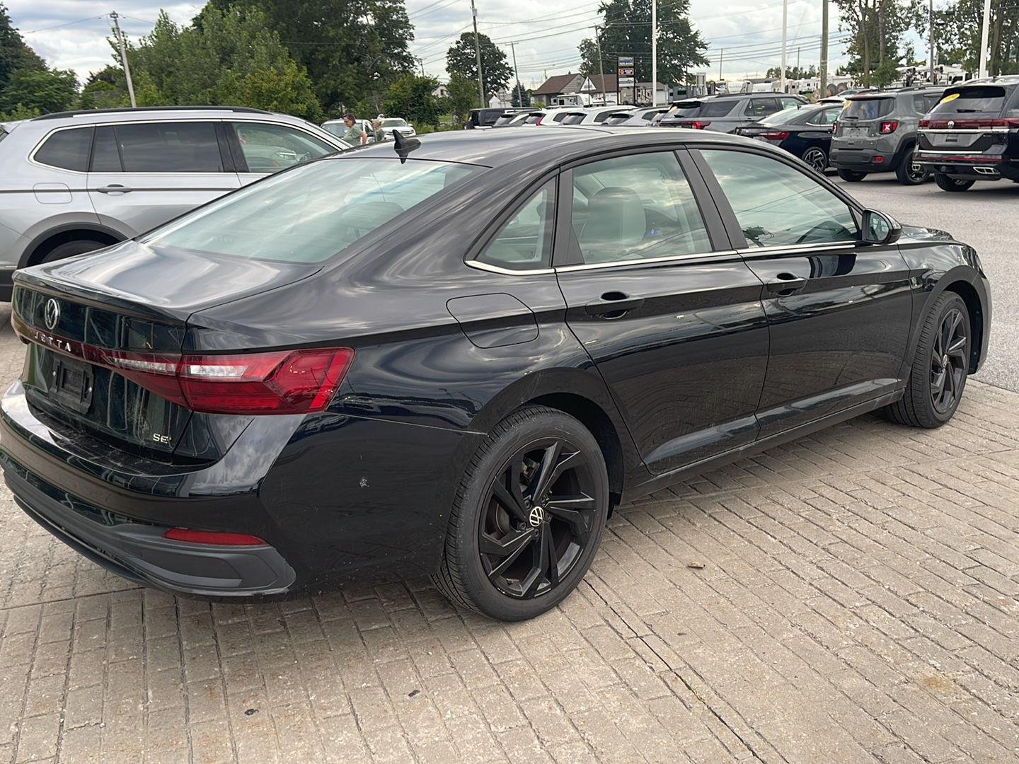Certified Used 2025 Deep Black Pearl Volkswagen SE image 5