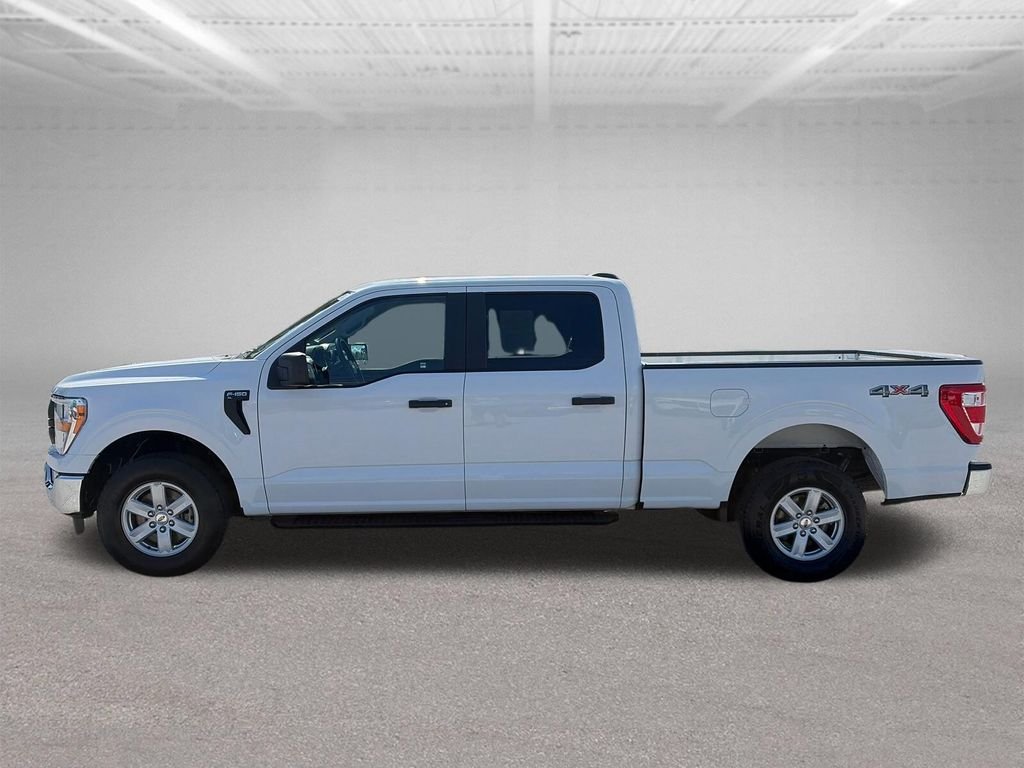 Used 2021 White Ford XL image 3