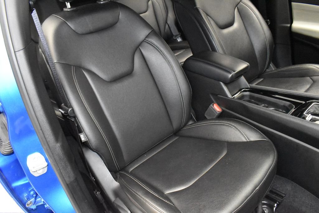 Used 2025 Blue Jeep Limited image 26