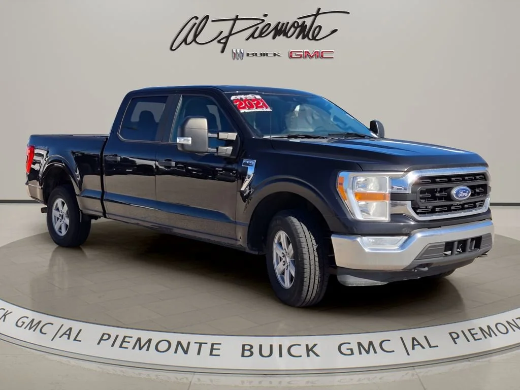 2021 Ford F-150 XL 4x4 SuperCrew 5-1/2 Box's photo