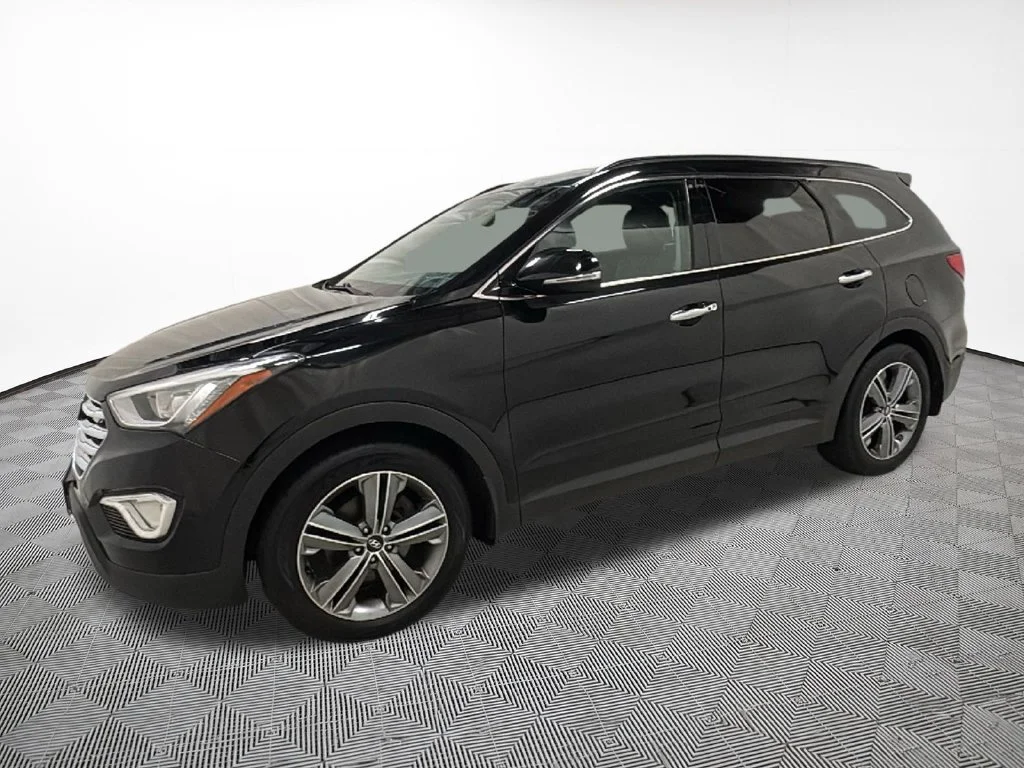 Used 2016 Hyundai Santa Fe Limited with VIN KM8SN4HF5GU132468 for sale in Eau Claire, WI