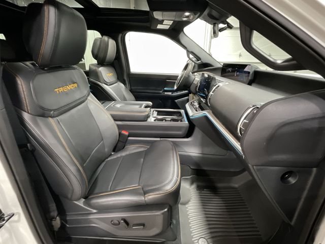 New 2026 Star White Metallic Tri-Coat Ford Tremor® image 31