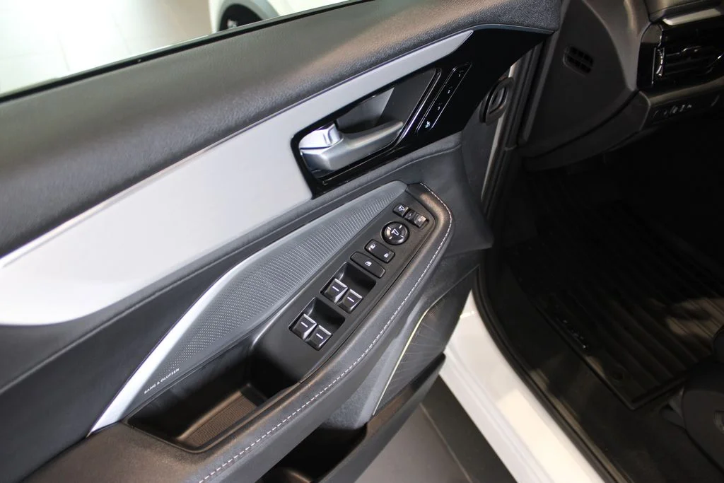 New 2026 Platinum White Pearl Acura Technology Package image 29