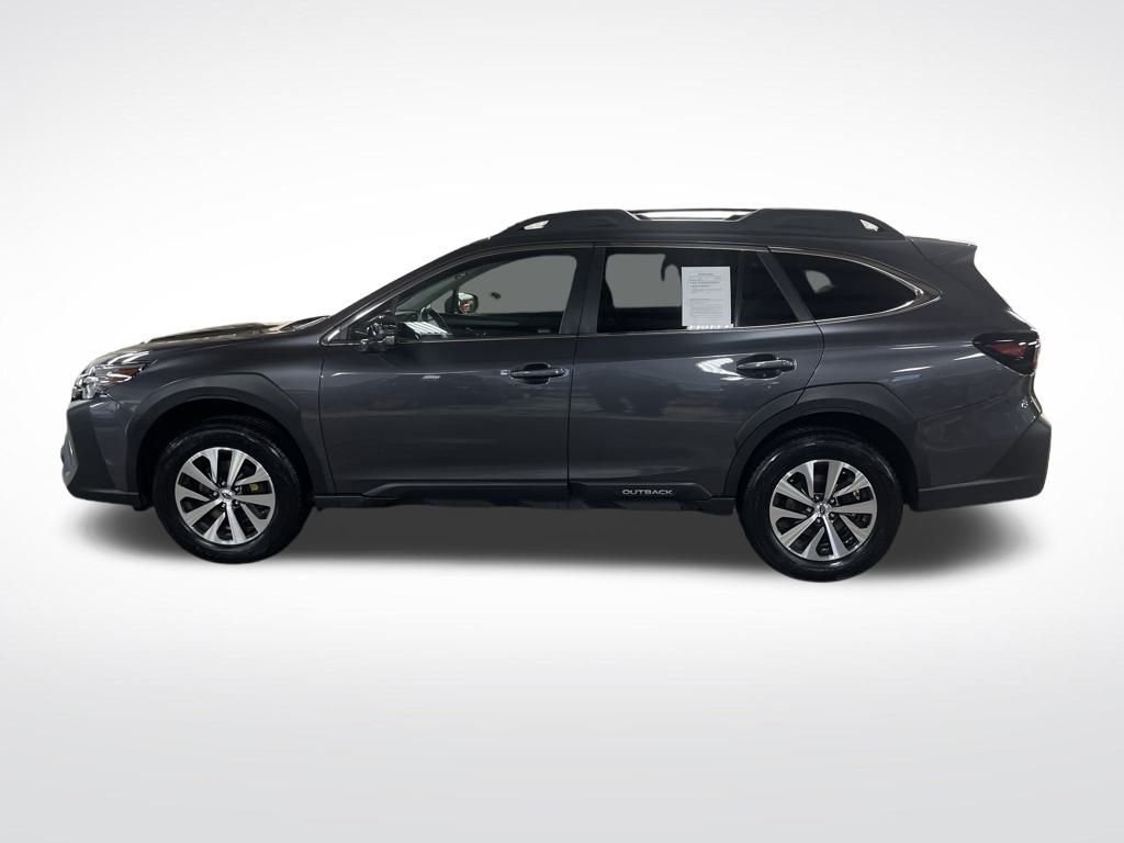 2023 Subaru Outback Premium photo 2