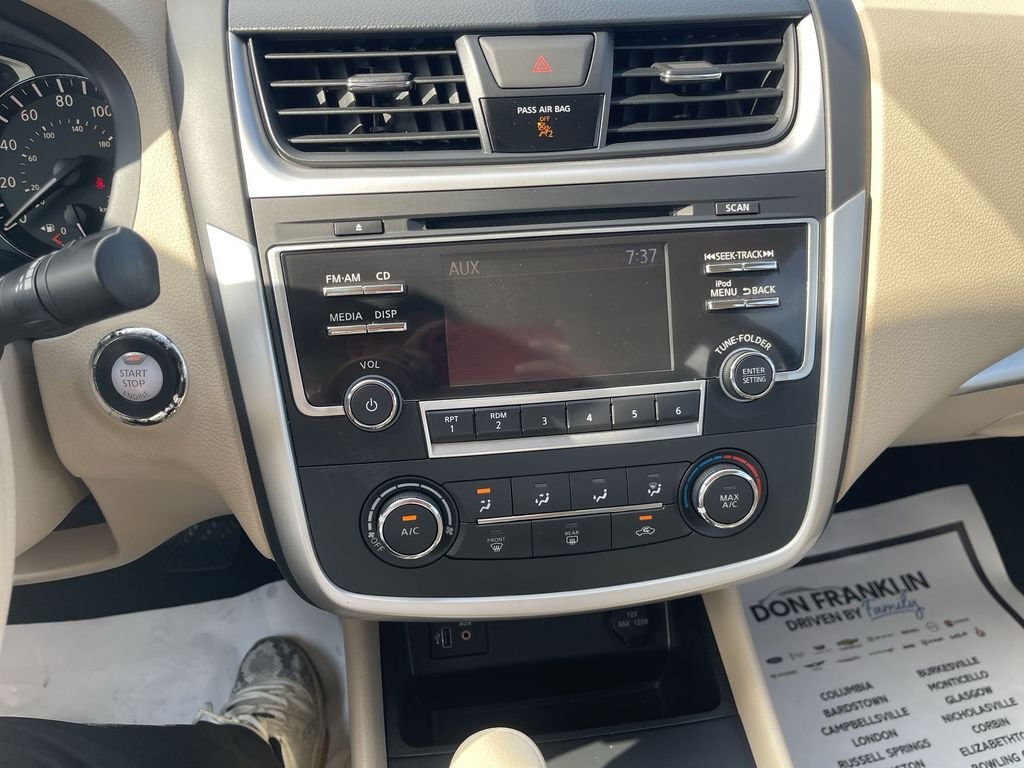 Used 2017 Black Nissan 2.5 S image 20