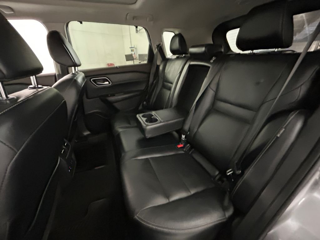 Used 2021 Gray Nissan SL image 19