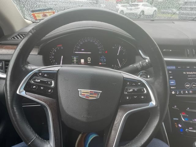 Used 2019 BLACK RAVEN Cadillac Luxury image 6