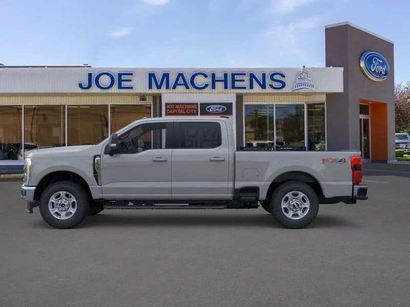 New 2026 Avalanche Ford F-250® XLT image 4