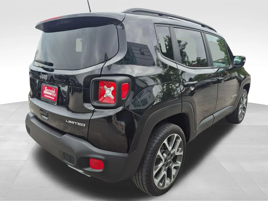 Used 2022 Black Jeep Limited image 11