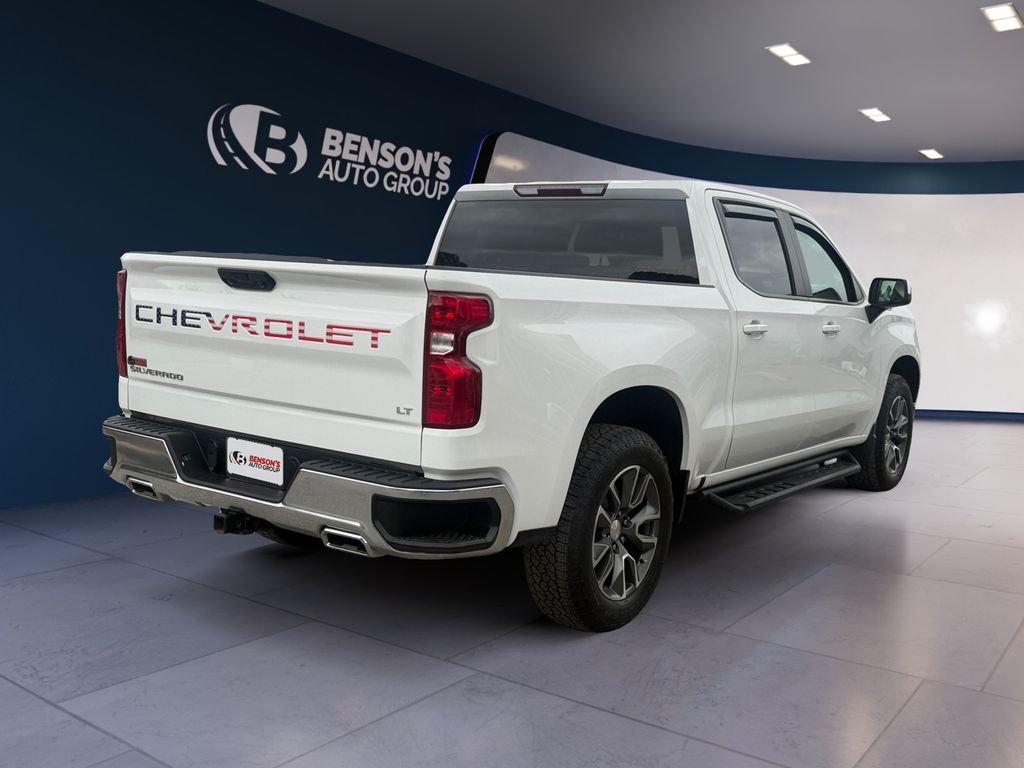 Used 2023 White Chevrolet LT image 5